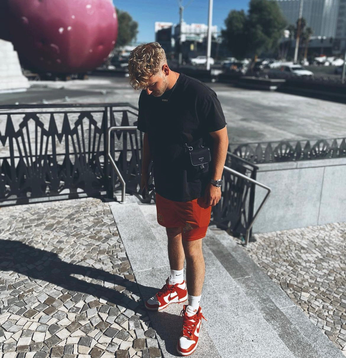 "EW LA STARS" Mesh Shorts (RED)